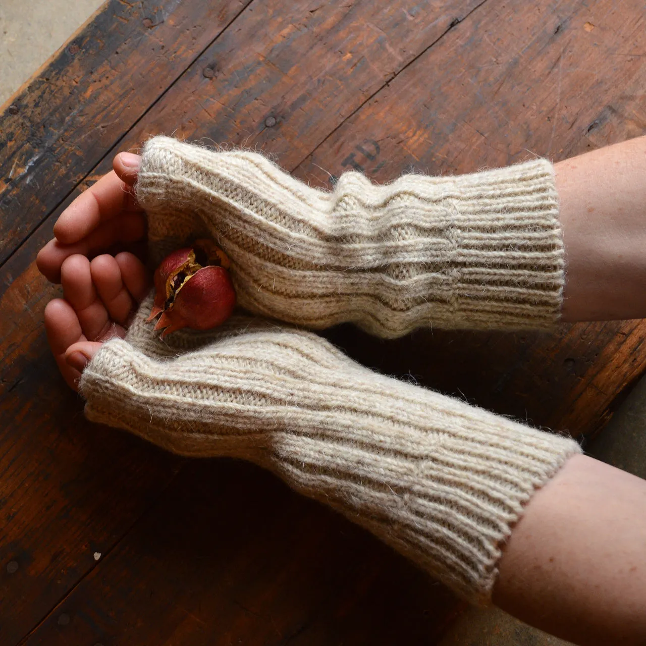 Chunky Wool/Alpaca Hand Warmers (Adults) *Returning 2025