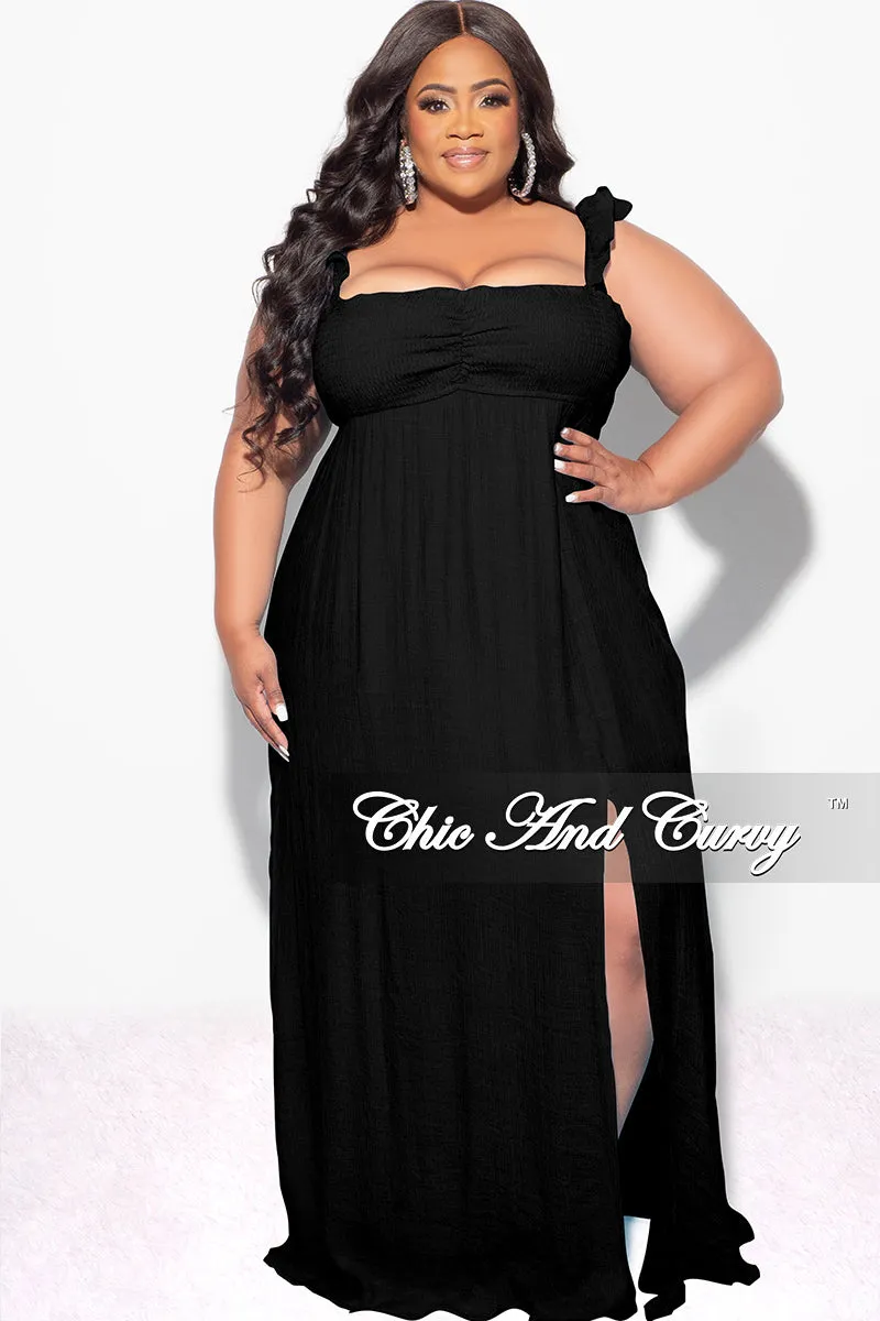 Final Sale Plus Size Off the Shoulder Smocked Maxi Dress in Black