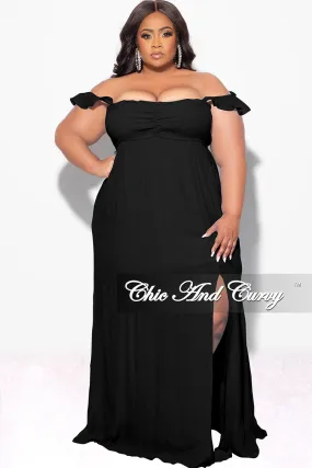 Final Sale Plus Size Off the Shoulder Smocked Maxi Dress in Black