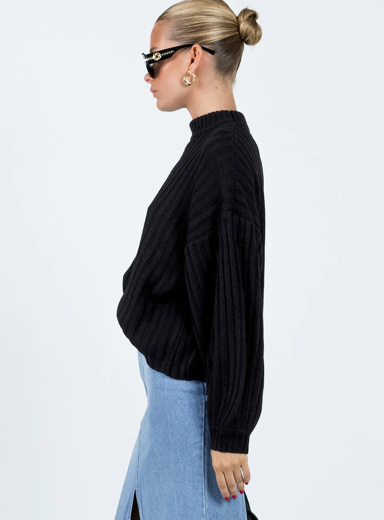 Innerbloom Oversized Sweater Black