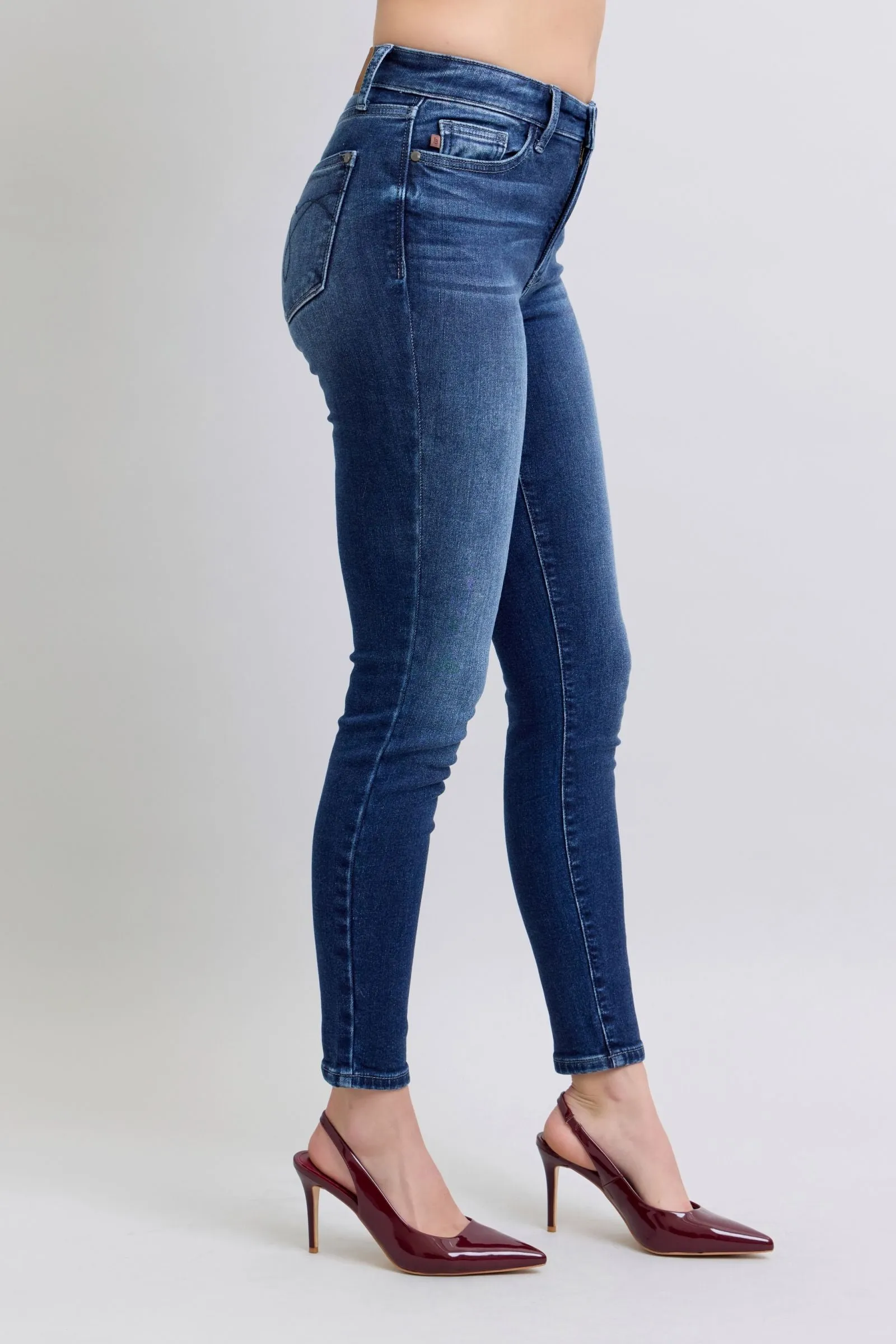 Judy Blue Mid Rise Thermal Skinny Denim Jeans 82635