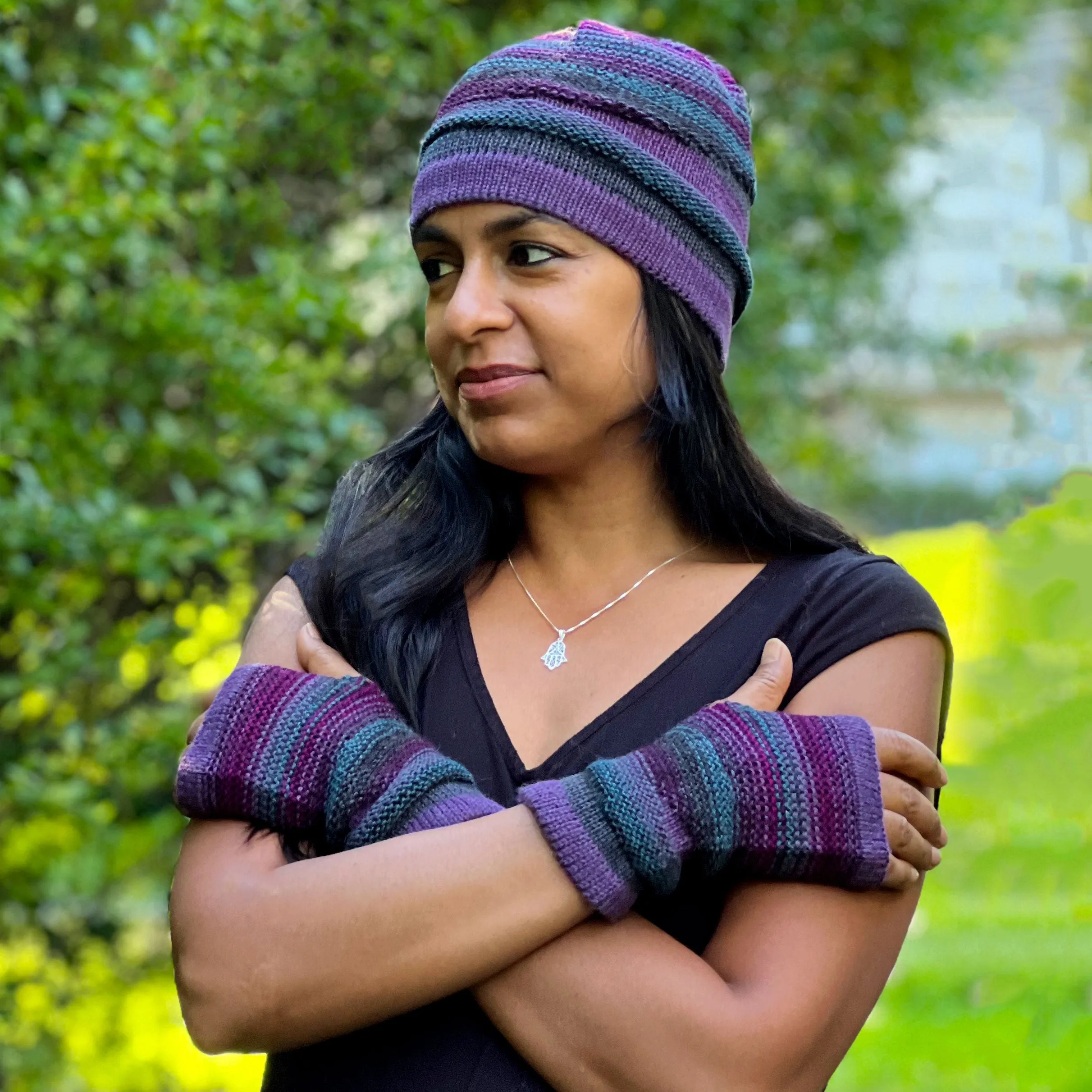 Luxurious Alpaca Fingerless Gloves - Plum, Peru