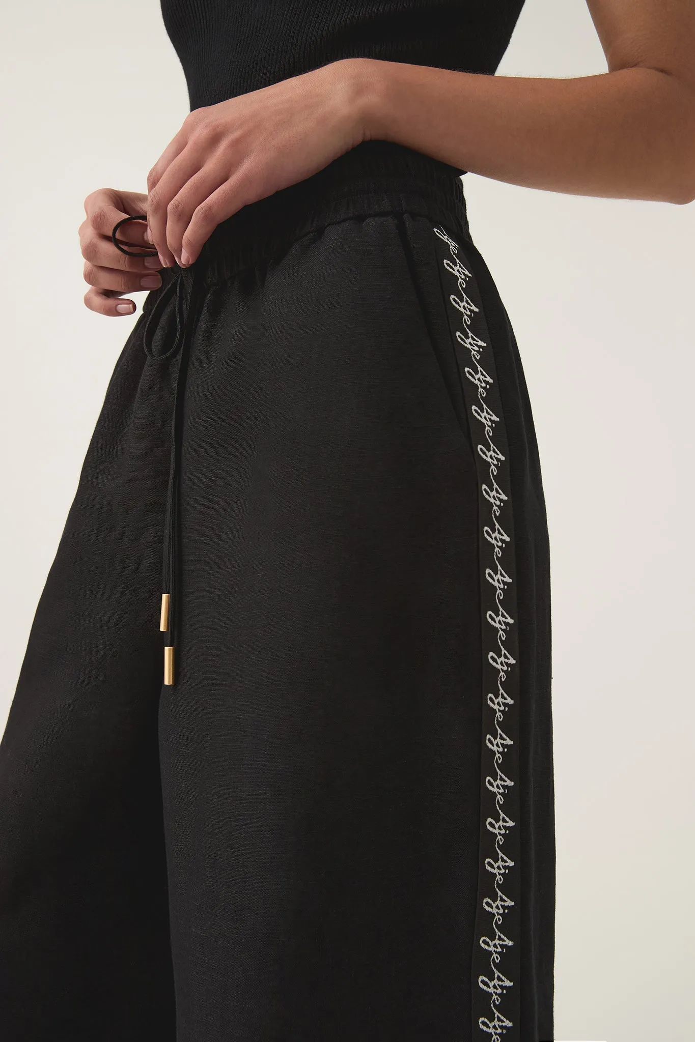 Principle Logo Pant