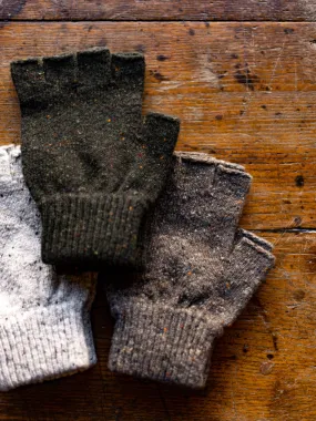 Shin Flecked Scottish Wool Fingerless Gloves