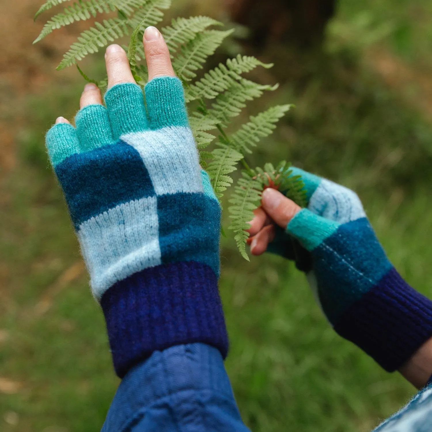 Wychwood Fingerless Gloves - Jasmin